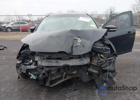 2014 Ford Focus Se z USA, uszkodzony, nr VIN 1FADP3F25EL275852